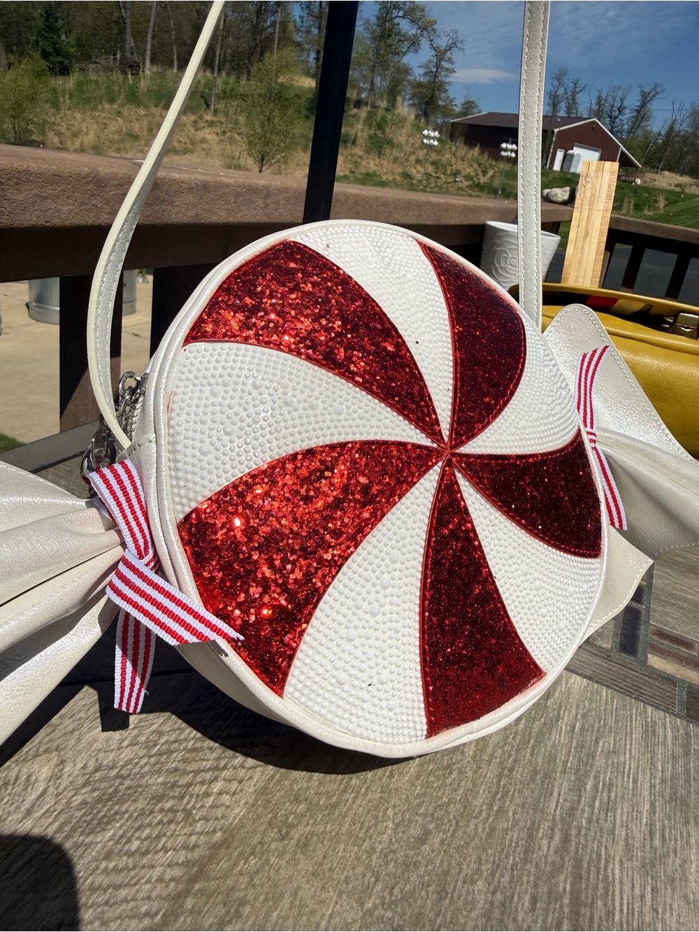 NWT Betsey Johnson White & Red Glitter and Pearl Candy Crossbody Bag - Picture 4 of 8